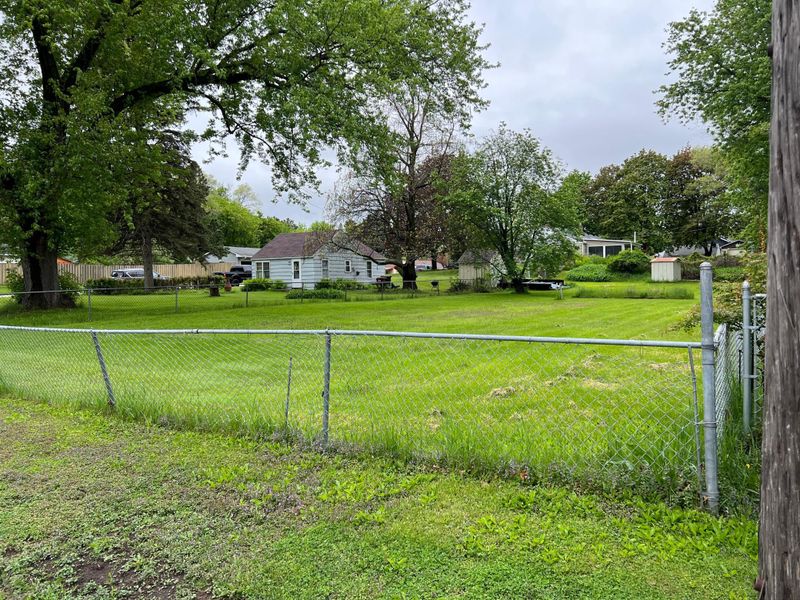 549 Farrell St N, Maplewood, MN 55119