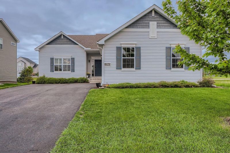 13969 Addison Ave, Rosemount, MN 55068