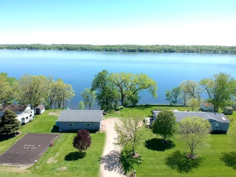 82775 Sidney St, Clinton, MN 56225