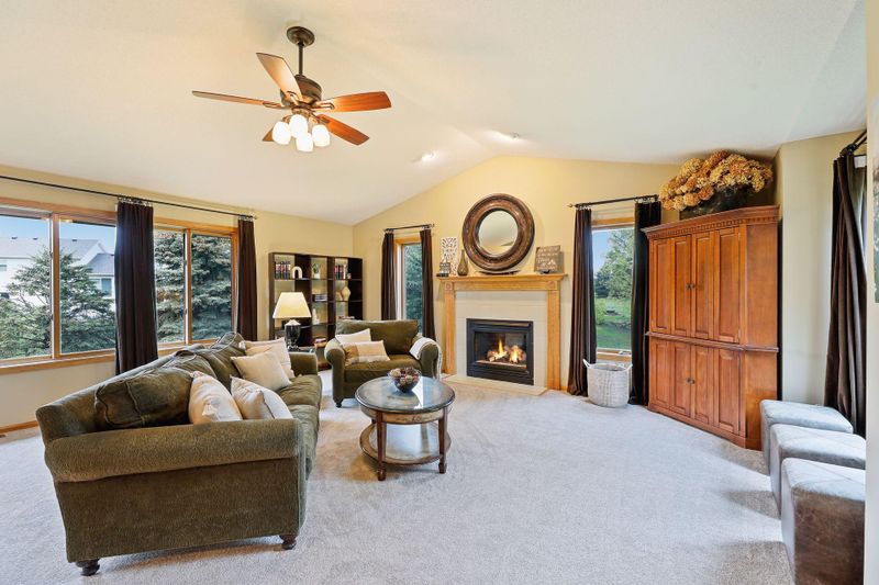 9730 Evergreen Ave N, Brooklyn Park, MN 55443