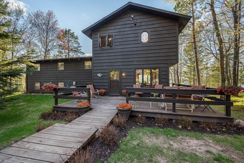 33853 Bonnie Point Rd, Grand Rapids, MN 55744