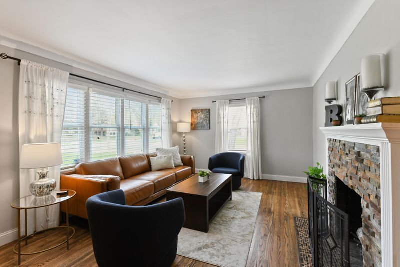 3263 Library Ln, Saint Louis Park, MN 55426