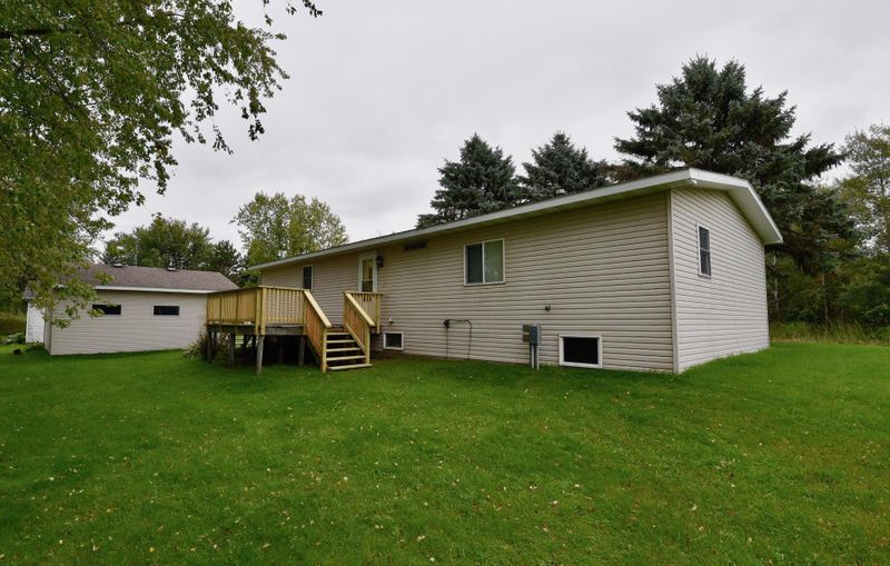 16927 331st Pl, Isle, MN 56342