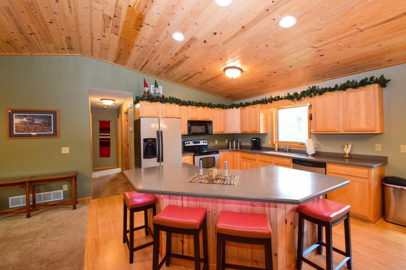 19657 Echo Ridge Dr, Nevis, MN 56467