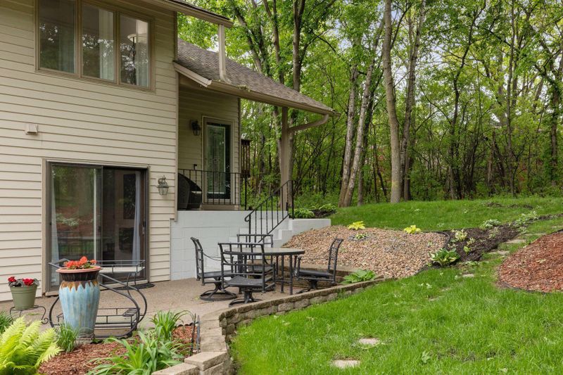 5274 Ximines Ln N, Plymouth, MN 55442