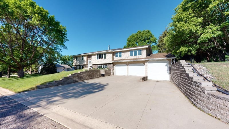 125 6th St S, Kandiyohi, MN 56251