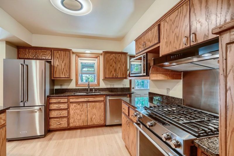 6326 Upton Ave S, Richfield, MN 55423