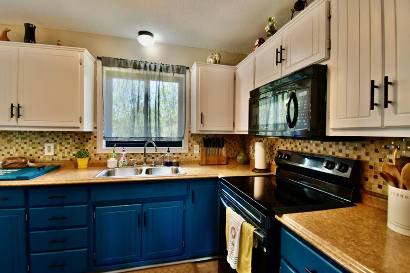 309 11th Ave SE, Saint Joseph, MN 56374