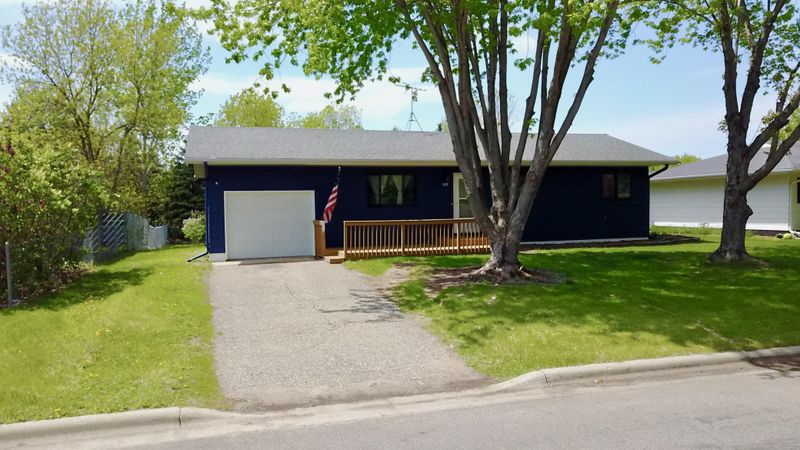 309 11th Ave SE, Saint Joseph, MN 56374