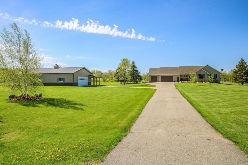 6672 County Road 73 NE, Nelson, MN 56355