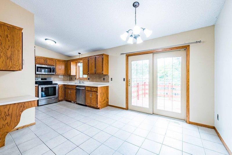 12456 Sycamore St NW, Coon Rapids, MN 55448
