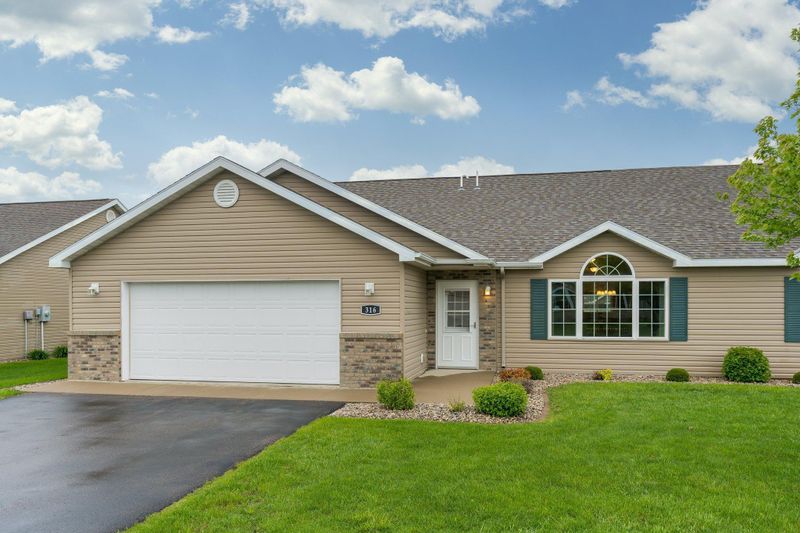 316 Gull Pa, Mankato, MN 56001