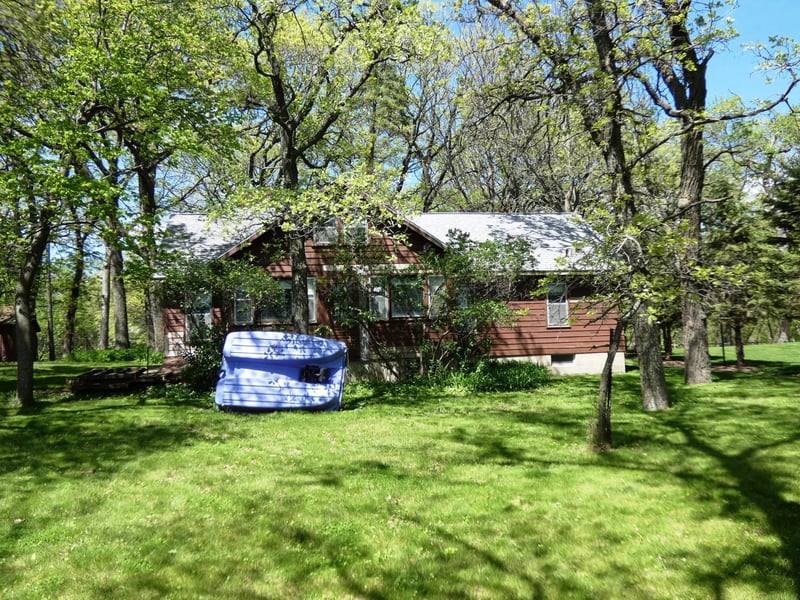 12 Duley Dr, Tracy, MN 56175