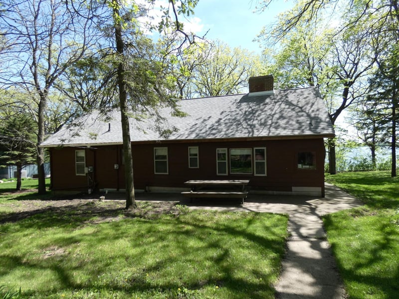 12 Duley Dr, Tracy, MN 56175