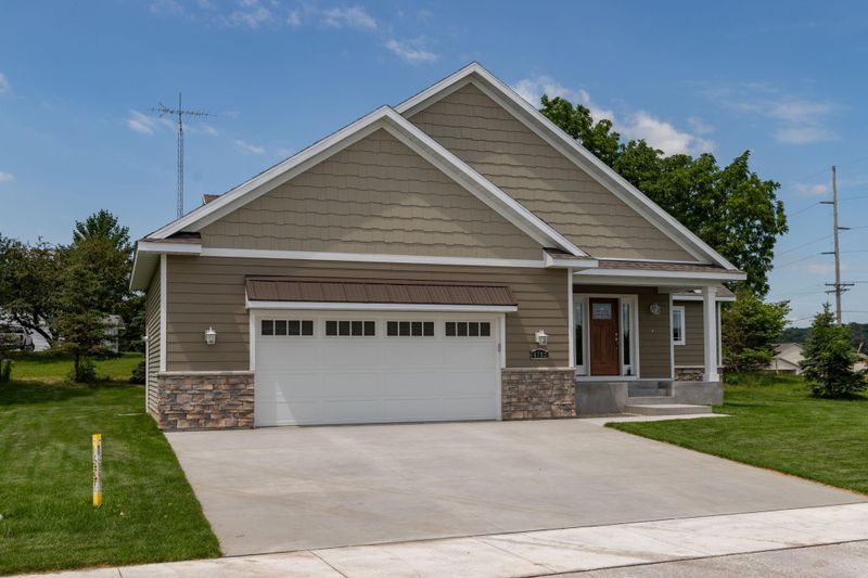4783 Cassidy Ridge Dr NE, Rochester, MN 55906