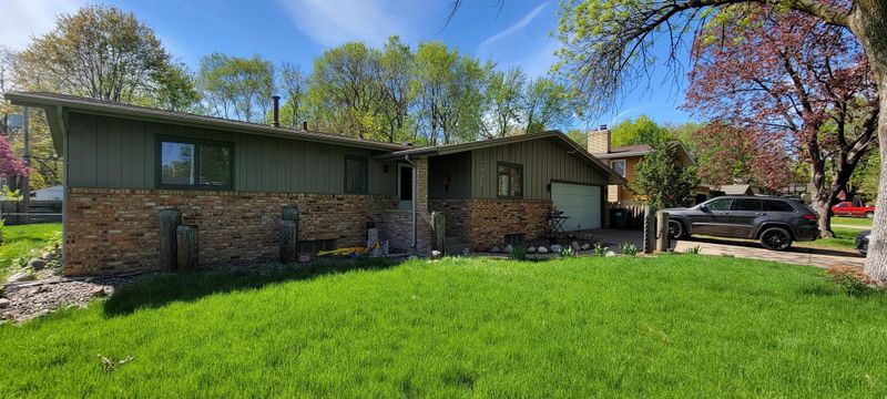 7925 Colorado Ave N, Brooklyn Park, MN 55443
