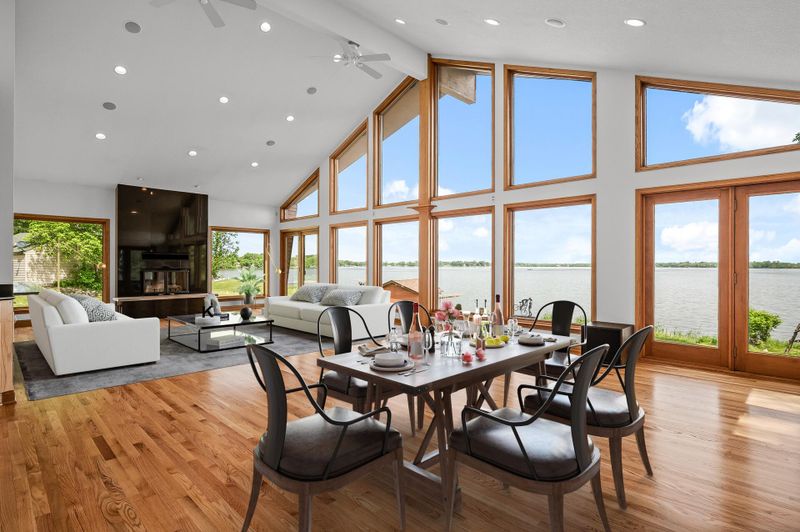 2370 Crest Way, Rush City, MN 55069