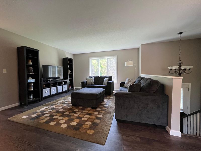 5146 Lannon Ave NE, Albertville, MN 55301