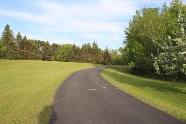 3685 252 Ave NE, Isanti, MN 55040