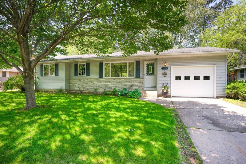 2204 Pine St, Hastings, MN 55033