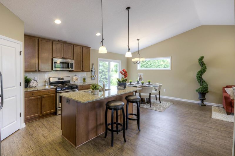 9780 Jordan Ave NE, Hanover, MN 55341