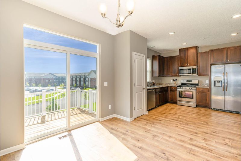 1667 Windigo Ln, Shakopee, MN 55379