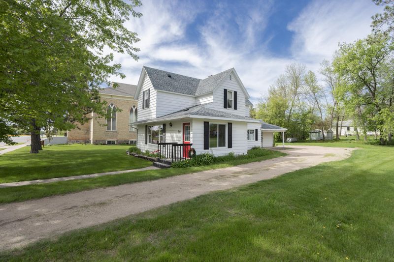 303 Douglas Ave, Henning, MN 56551