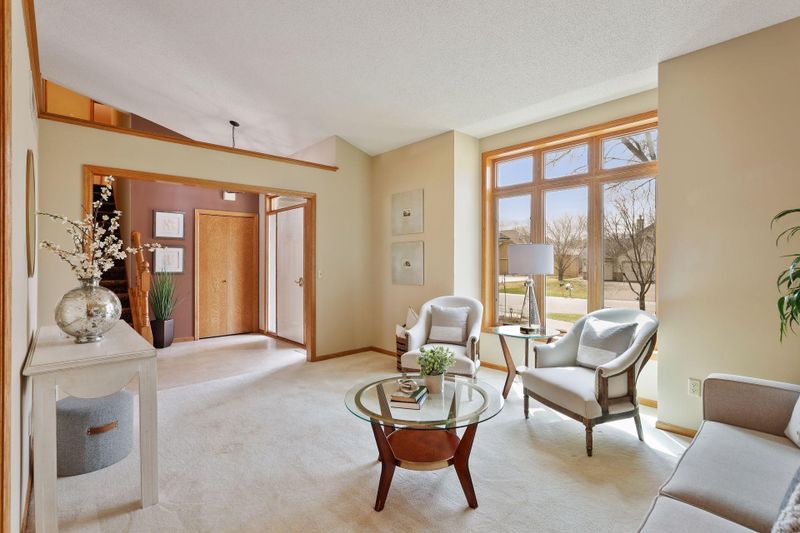 18266 82nd Pl N, Maple Grove, MN 55311