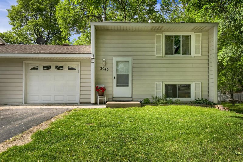 2040 105th Ave NW, Coon Rapids, MN 55433