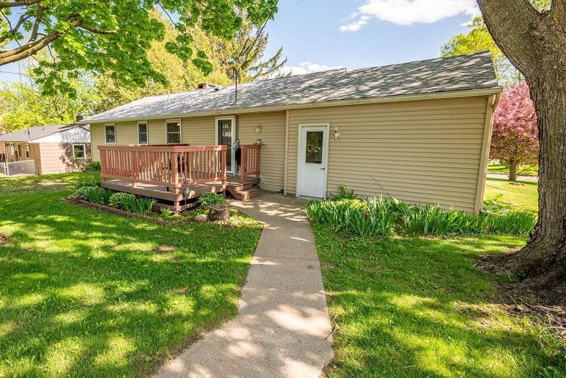 372 Hillcrest St, Ellsworth, WI 54011