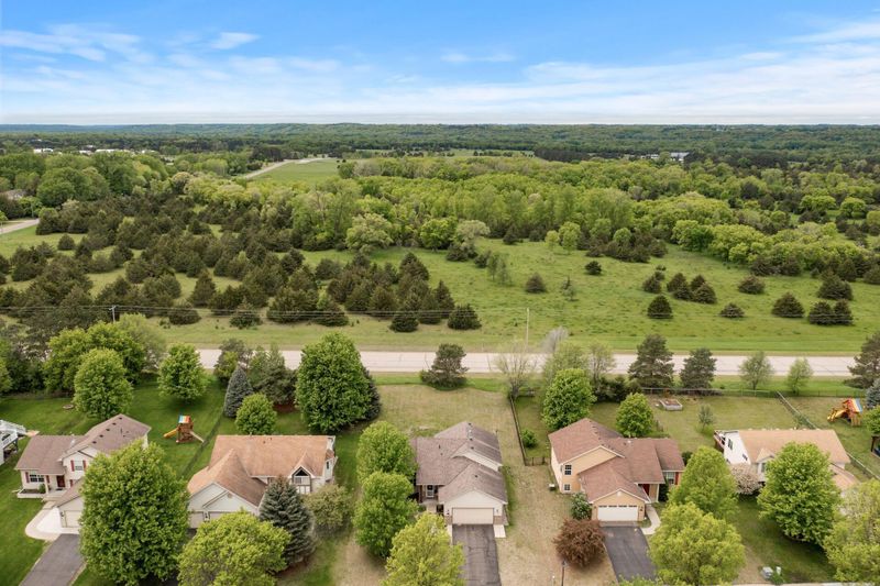 613 Heritage Trl, Jordan, MN 55352