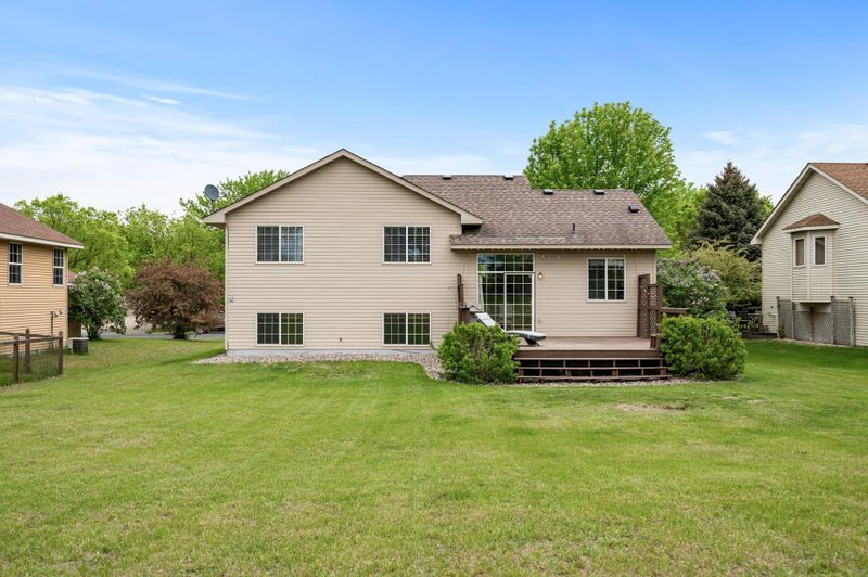 613 Heritage Trl, Jordan, MN 55352