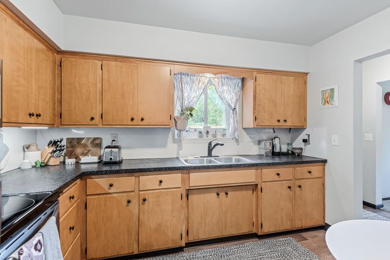 608 2nd Ave NW, New Prague, MN 56071