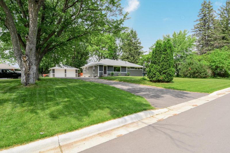 9624 Elliot Ave S, Bloomington, MN 55420