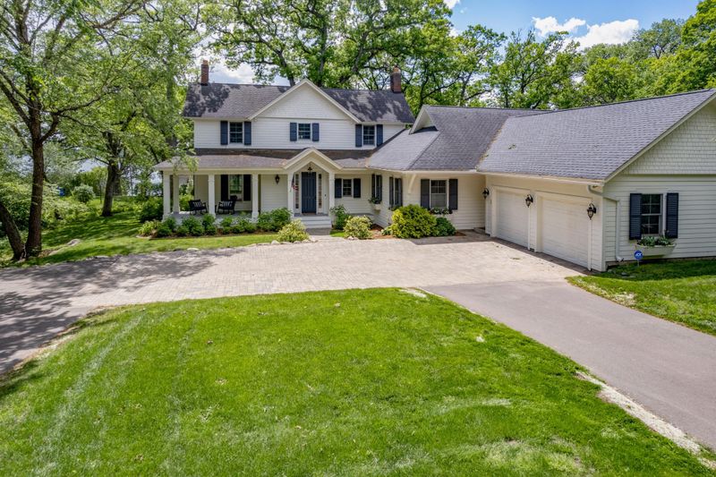 44 Dellwood Ave, Dellwood, MN 55110