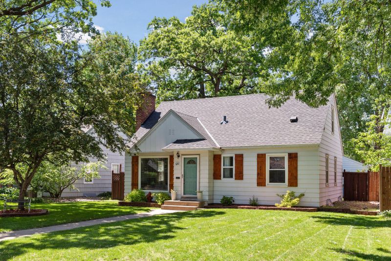 4241 Ewing Ave N, Robbinsdale, MN 55422