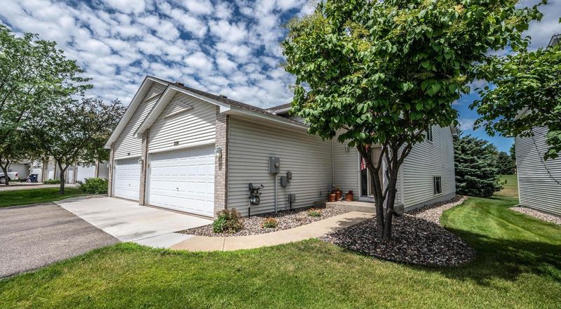 326 Archibald Ln, Dundas, MN 55019