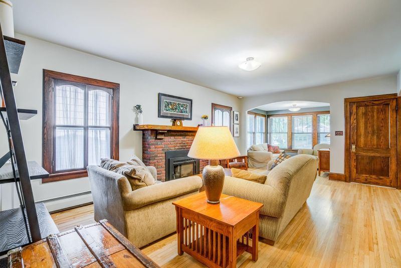 1870 Saint Clair Ave, Saint Paul, MN 55105