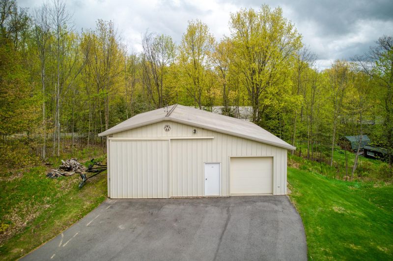 21058 S Moose Point Rd, Grand Rapids, MN 55744