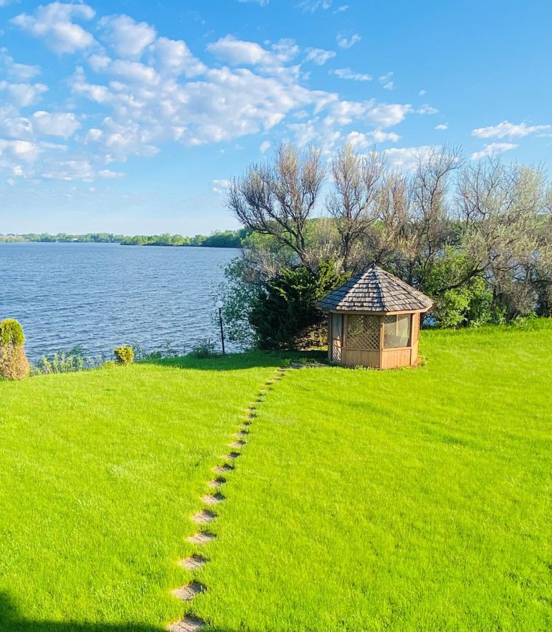 20683 County Road 10, Barrett, MN 56311