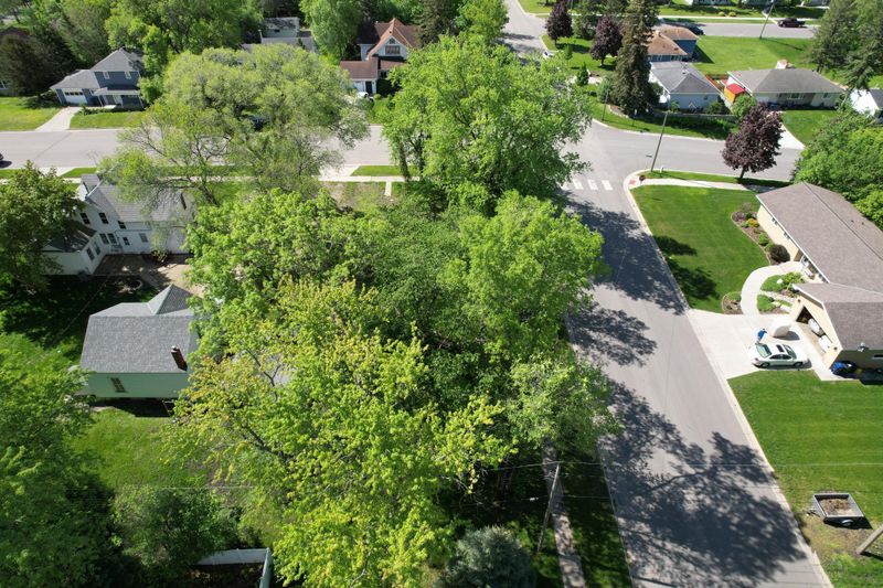803 E Mount Faith Ave, Fergus Falls, MN 56537