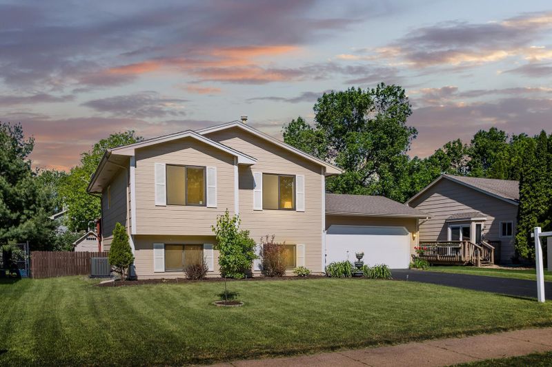 11525 Xylon Ave N, Champlin, MN 55316