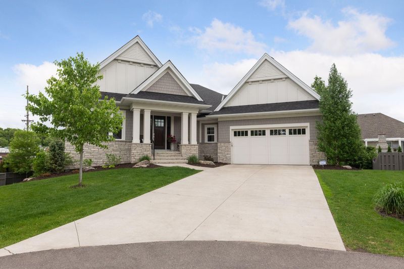 202 Byrondale Ave, Wayzata, MN 55391