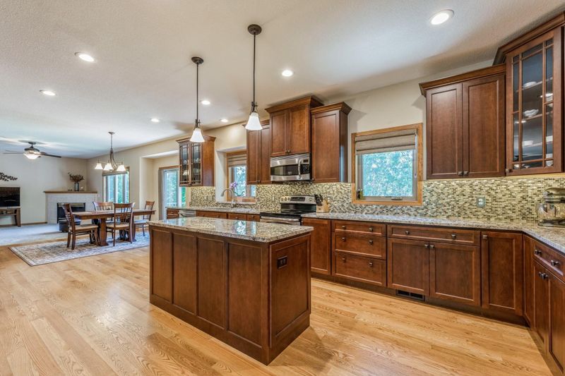 13515 Nevada Ave, Savage, MN 55378
