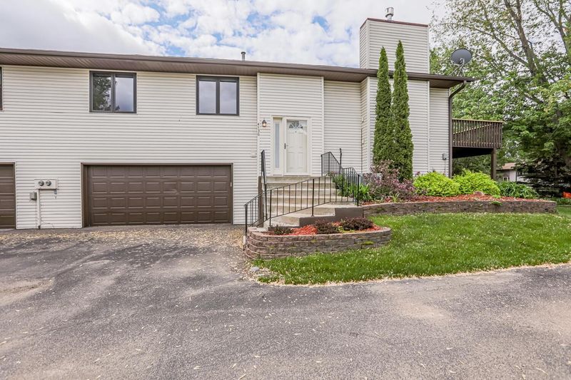 4536 Margaret St, White Bear Lake, MN 55110