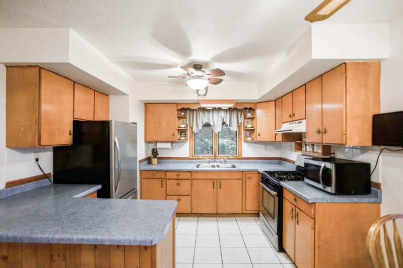 926 Weeks Ave, Superior, WI 54880