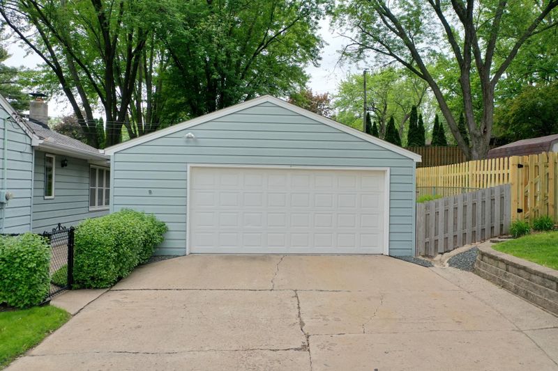 3304 72nd St E, Inver Grove Heights, MN 55076
