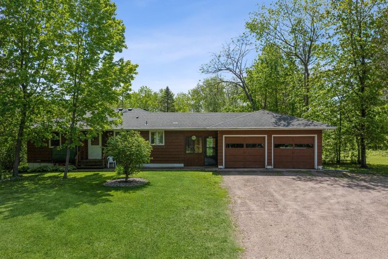 3200 440th St, Harris, MN 55032