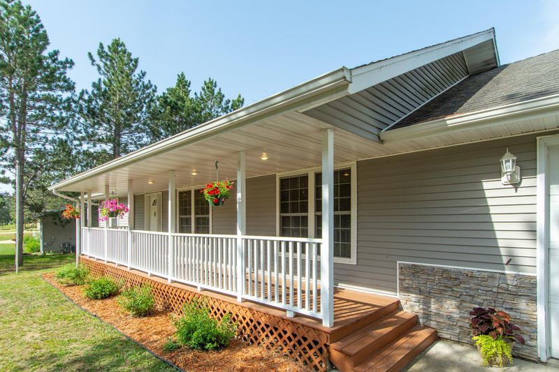 237 Park Rd, Staples, MN 56479