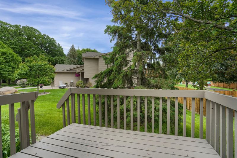 9309 Washburn Ave N, Brooklyn Park, MN 55444